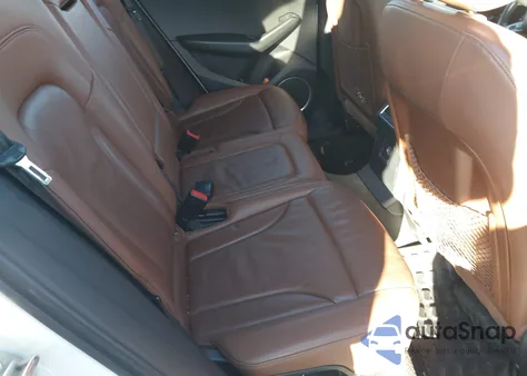 2011 Audi Q5 2.0T Premium z USA, uszkodzony, nr VIN WA1LFAFP4BA118968